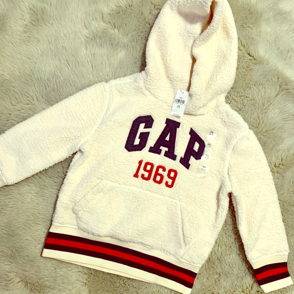 GAP Sweater